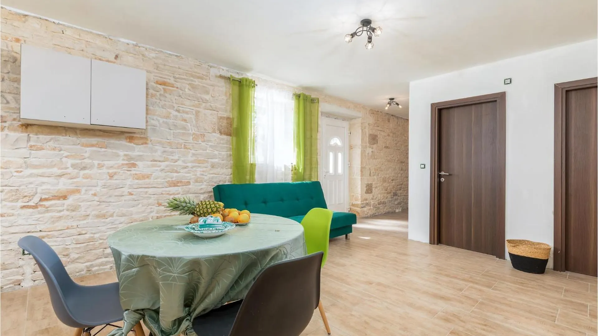 Amazing Home In Modrusani With Wifi クロアチア