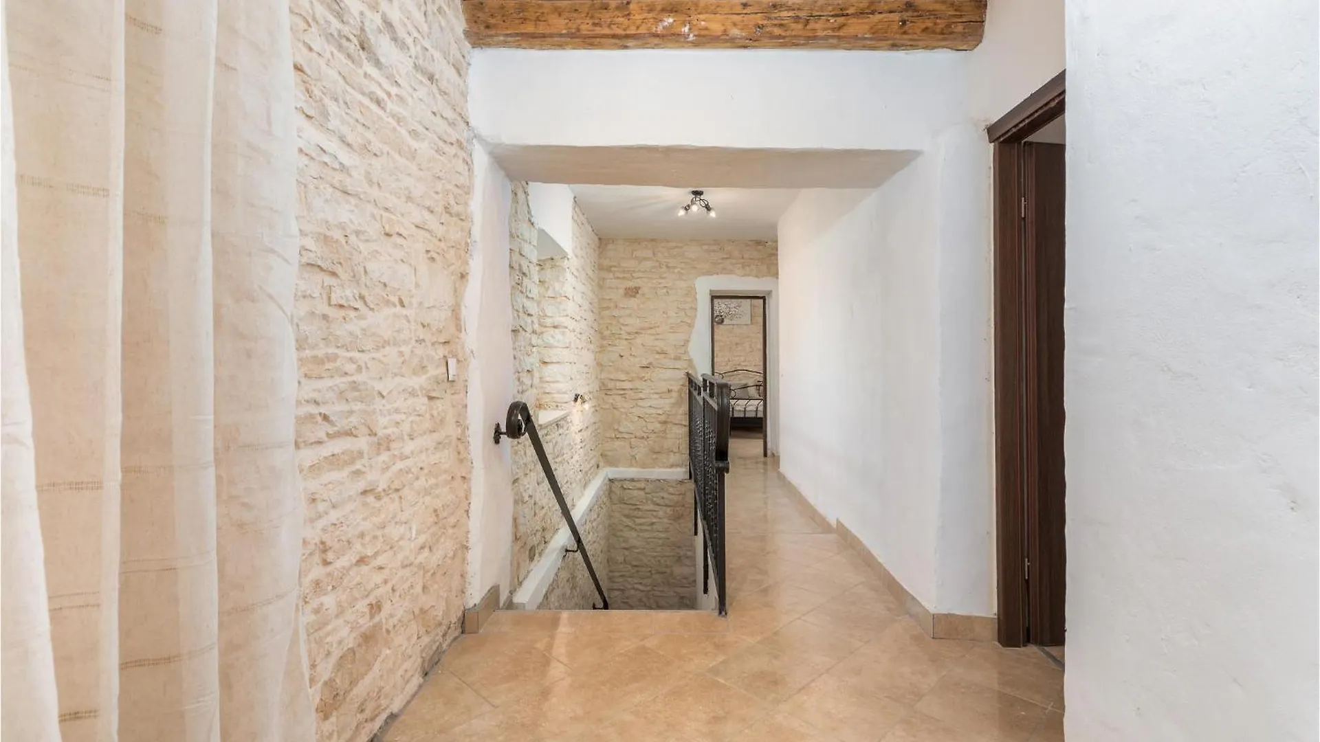 Amazing Home In Modrusani With Wifi 0*,  Croatia